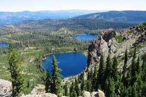pines_rock_boulder_283403_l.jpg